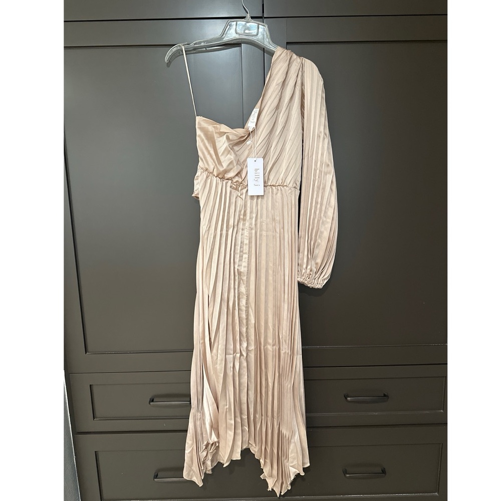 NWT Billy J Elegant One-Shoulder Dress - Picture 8 of 12